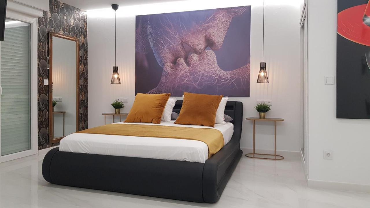 Apartamento Pepi Puerto (Adults Only) Санта-Пола Екстер'єр фото